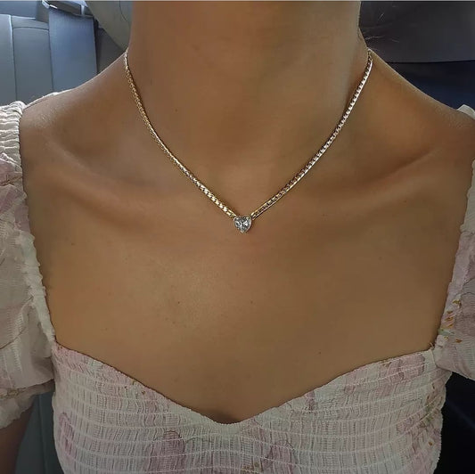 Collar serpiente dije corazón zircon